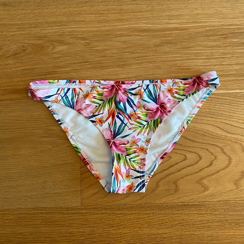 Women’s Aeropostale Bikini Bottom